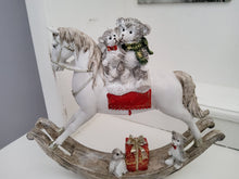 Lade das Bild in den Galerie-Viewer, Weihnachtliches Schaukelpferd Clayre & Eef