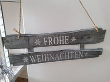 Load image into Gallery viewer, Holzschild Weihnachten
